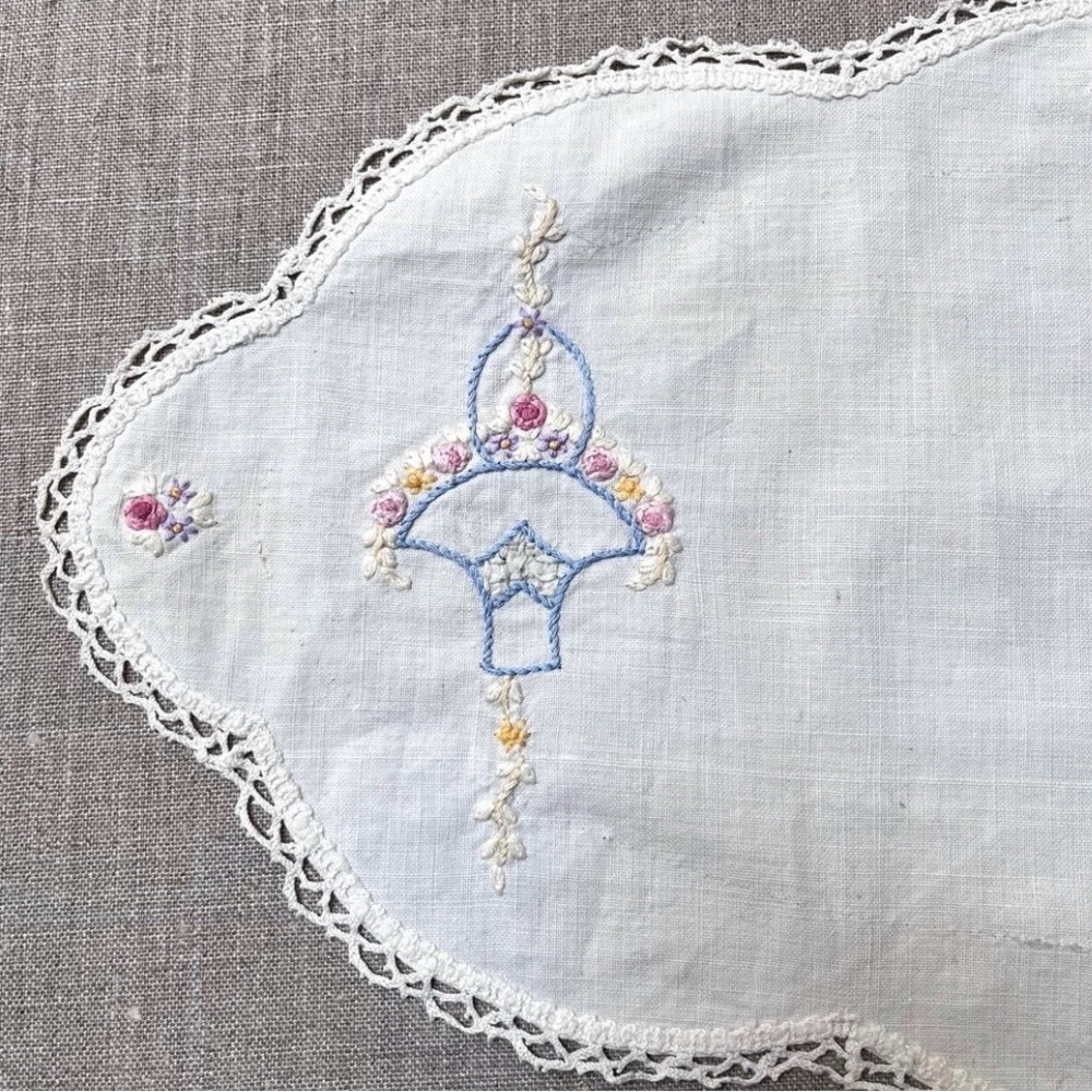 Embroidered Doily - Picture 2 of 7
